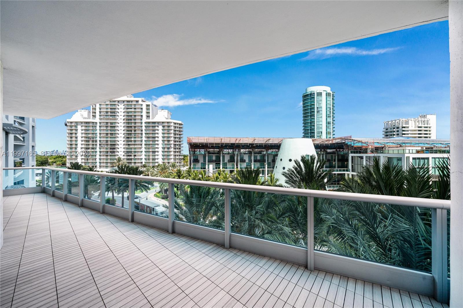 5959 Collins Ave #705 Miami Beach, FL 33140