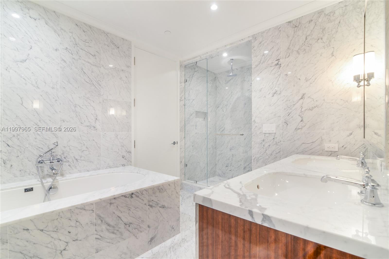 15701 Collins Ave #2302 Sunny Isles Beach, FL 33160