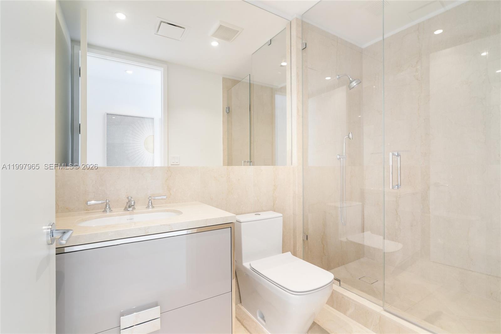 15701 Collins Ave #2302 Sunny Isles Beach, FL 33160