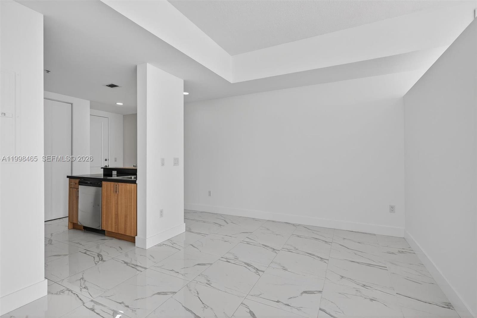 2200 NE 4th Ave #1003 Miami, FL 33137
