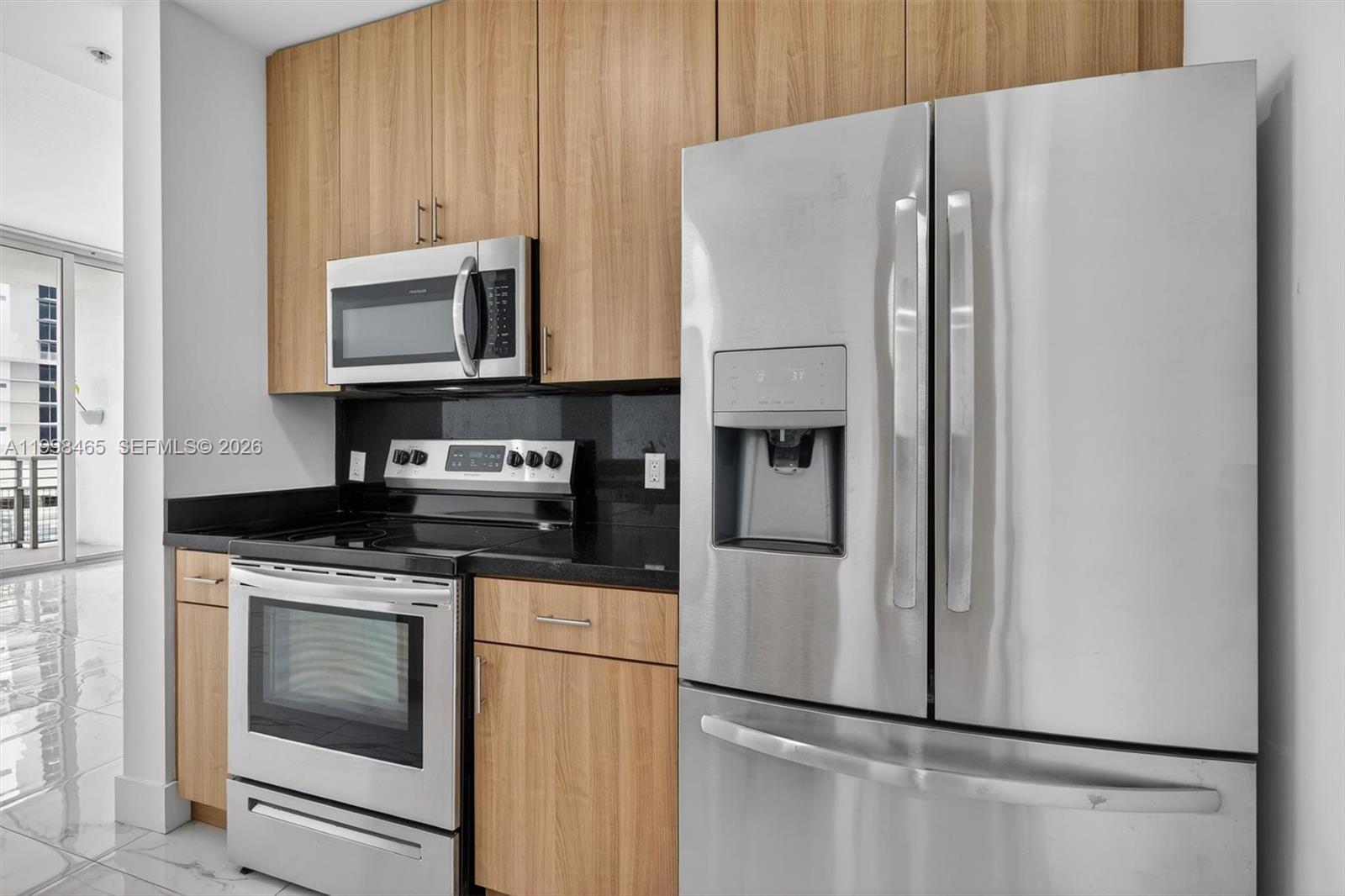 2200 NE 4th Ave #1003 Miami, FL 33137