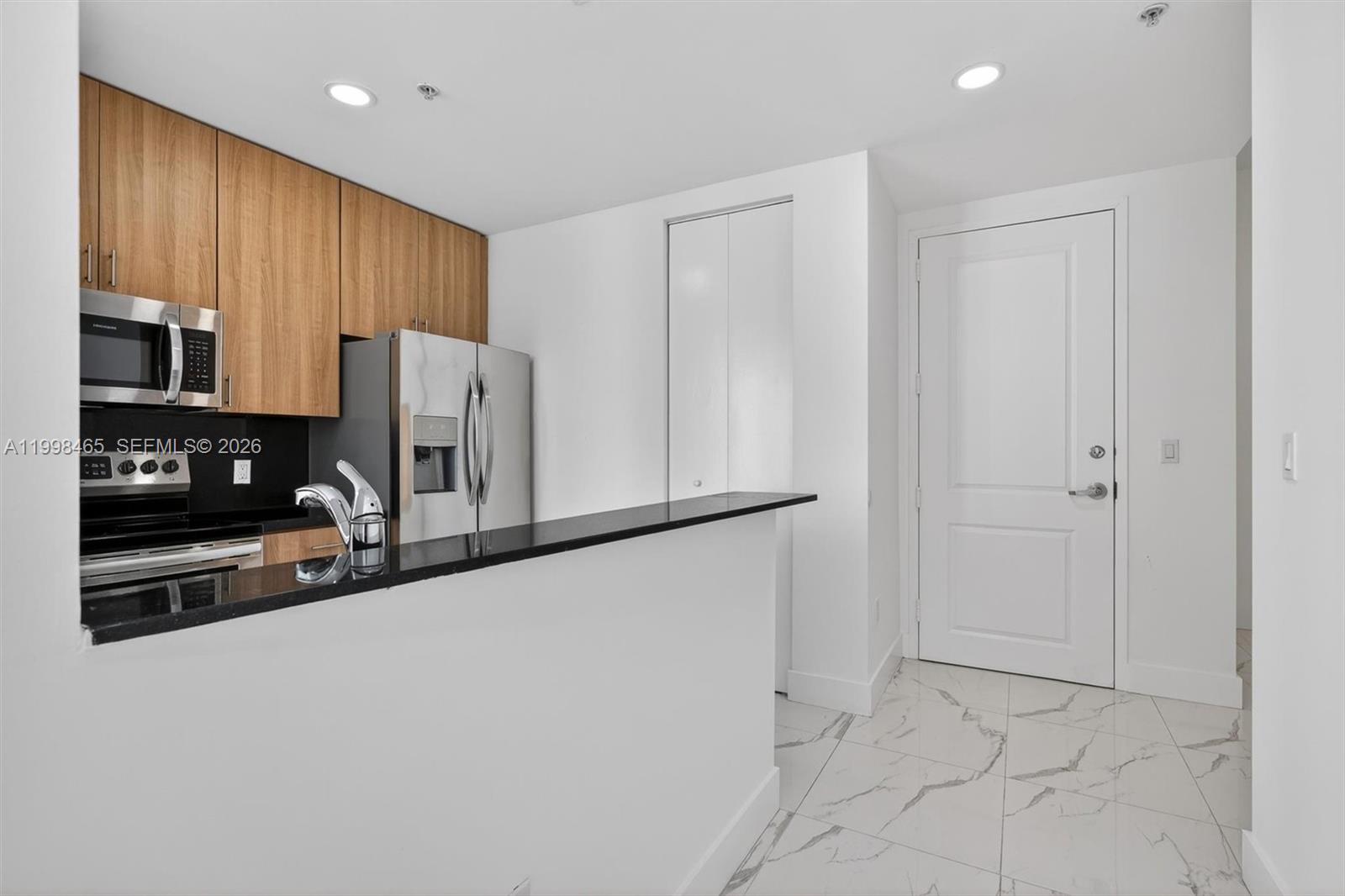 2200 NE 4th Ave #1003 Miami, FL 33137
