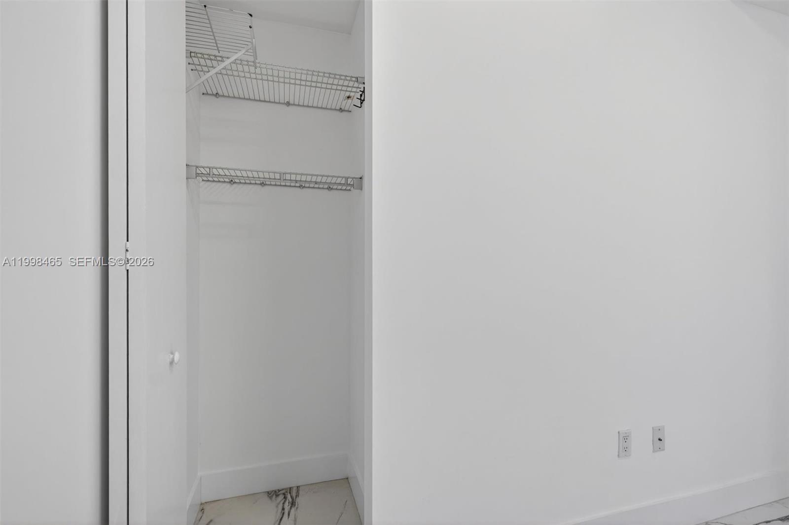 2200 NE 4th Ave #1003 Miami, FL 33137
