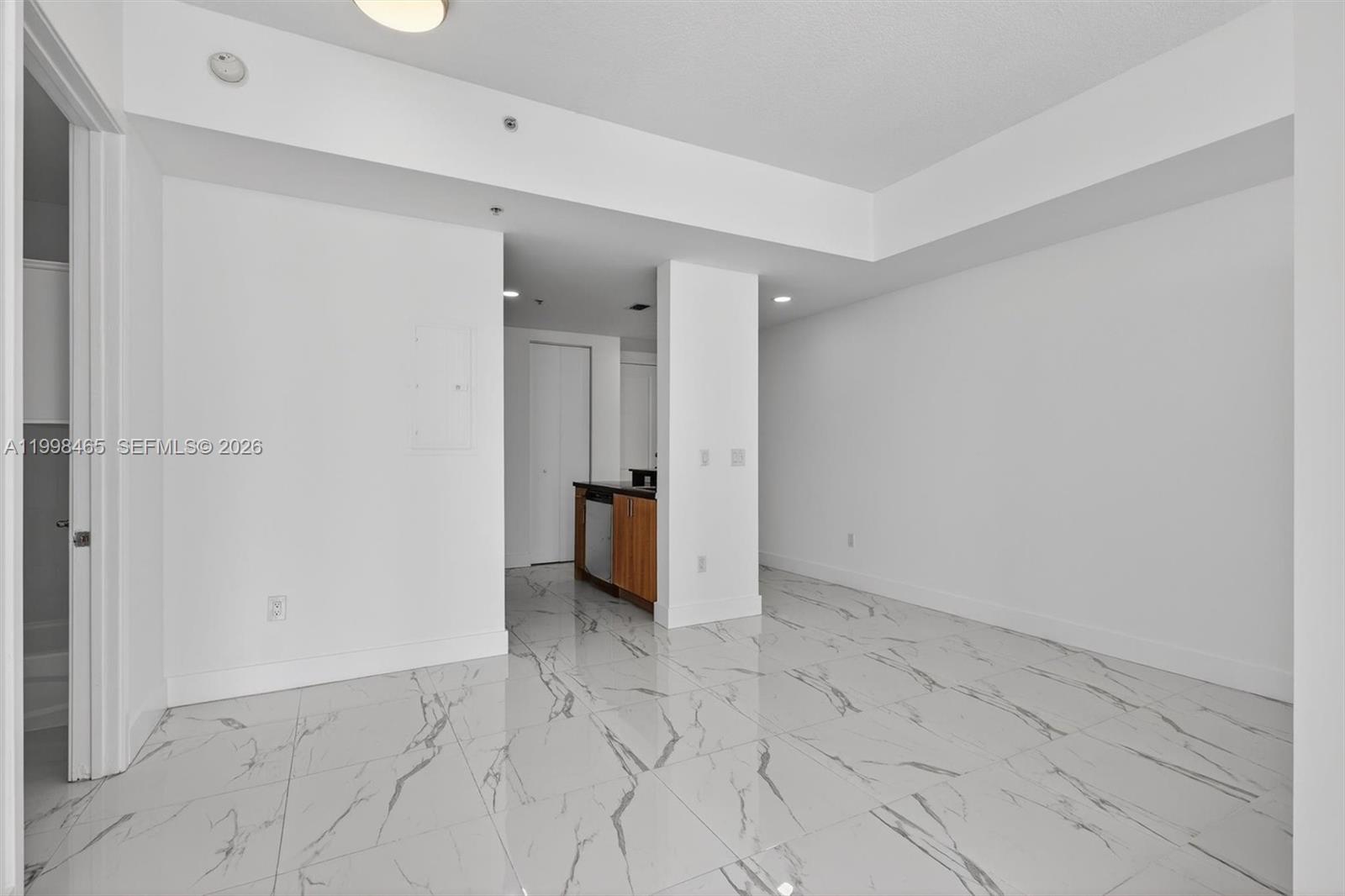 2200 NE 4th Ave #1003 Miami, FL 33137