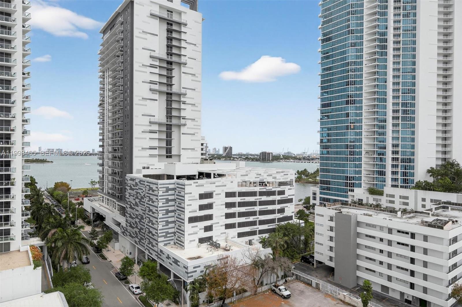 2200 NE 4th Ave #1003 Miami, FL 33137