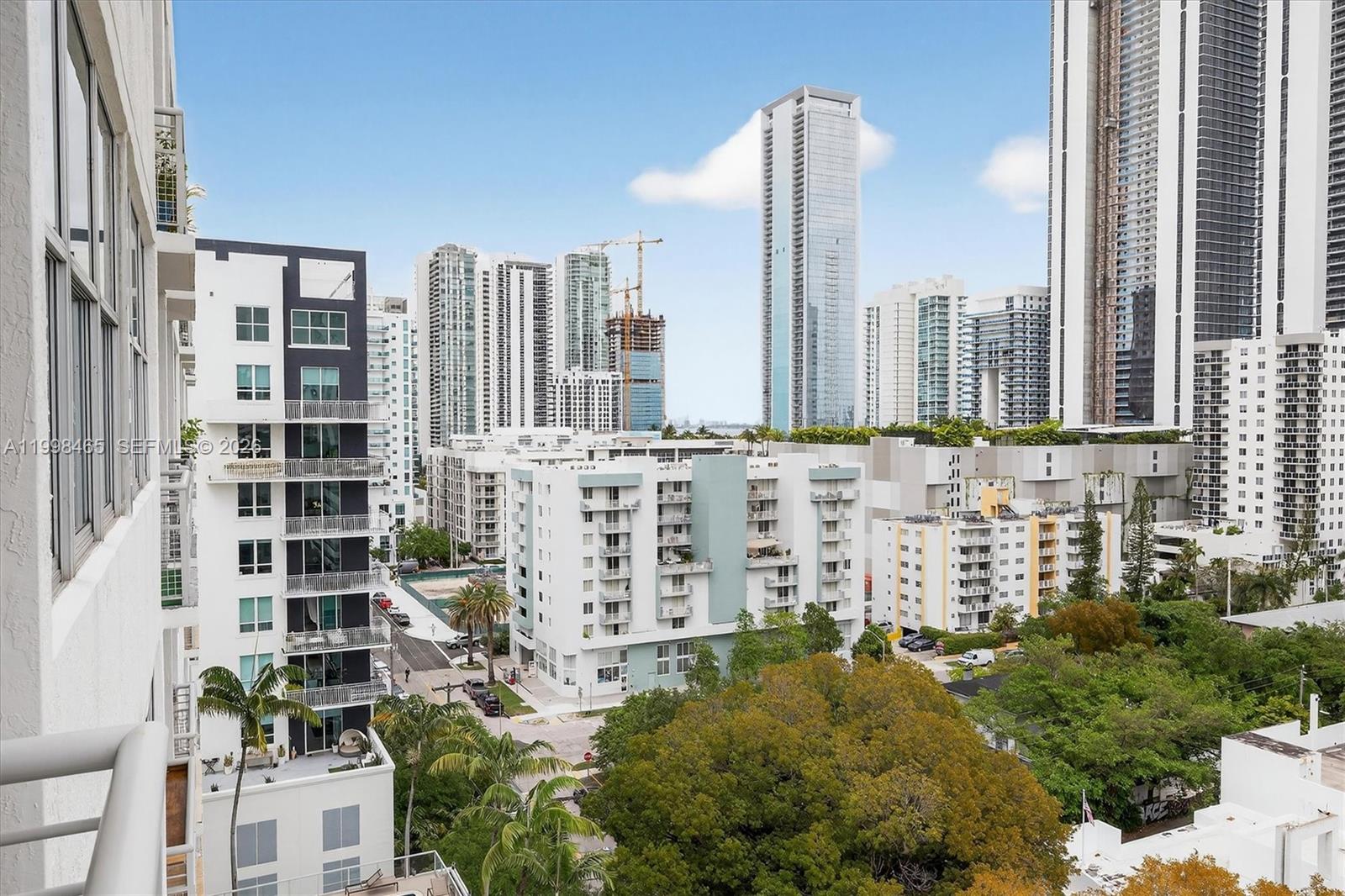 2200 NE 4th Ave #1003 Miami, FL 33137