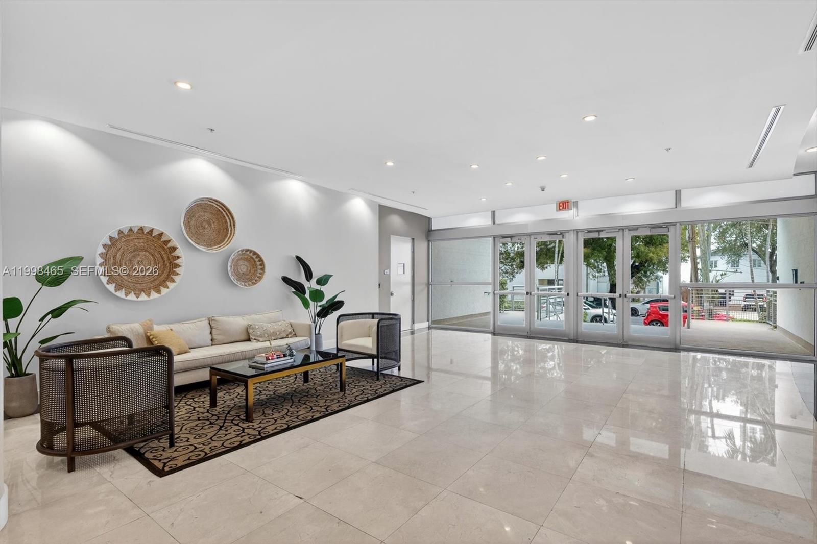 2200 NE 4th Ave #1003 Miami, FL 33137