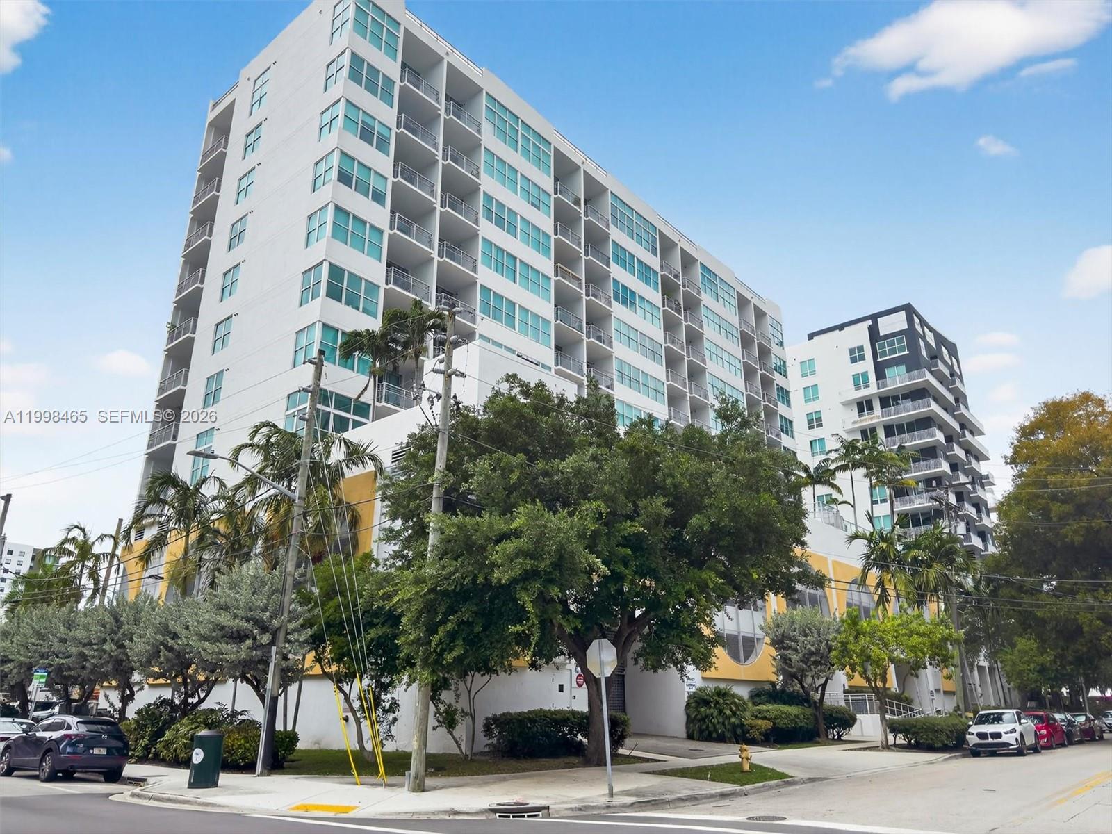 2200 NE 4th Ave #1003 Miami, FL 33137