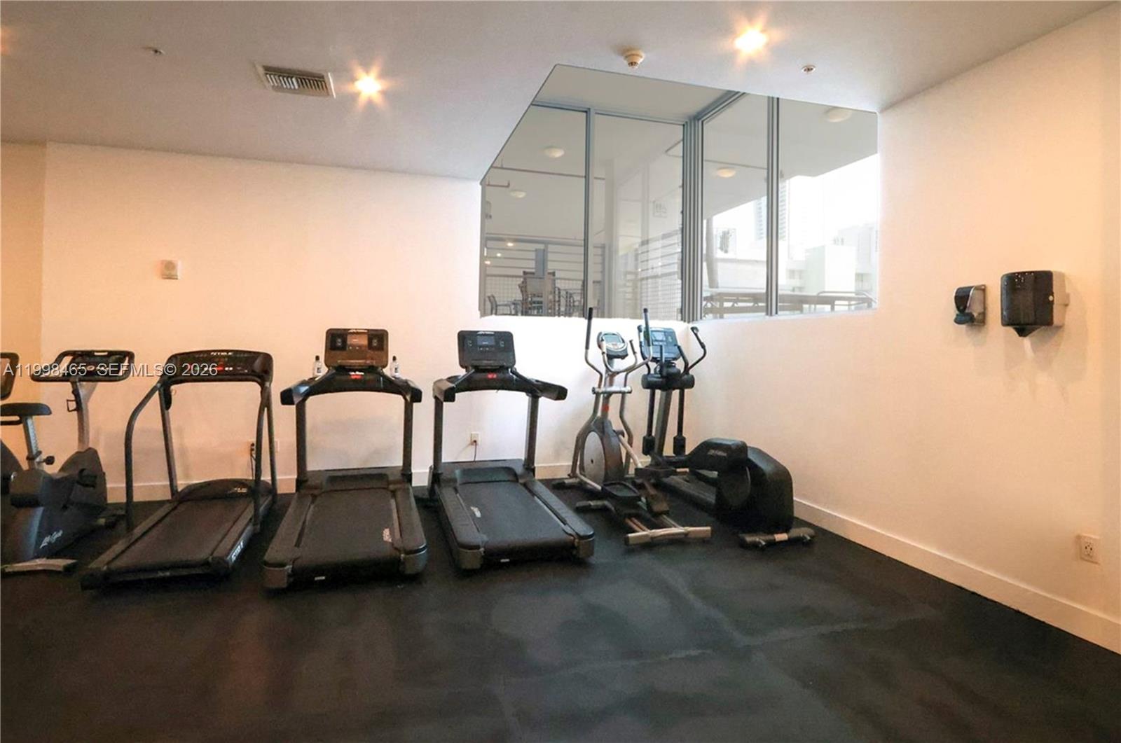 2200 NE 4th Ave #1003 Miami, FL 33137