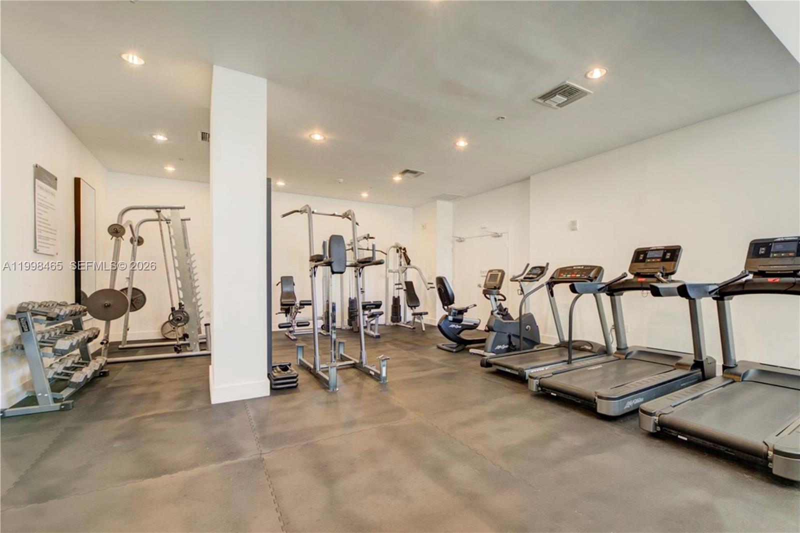 2200 NE 4th Ave #1003 Miami, FL 33137