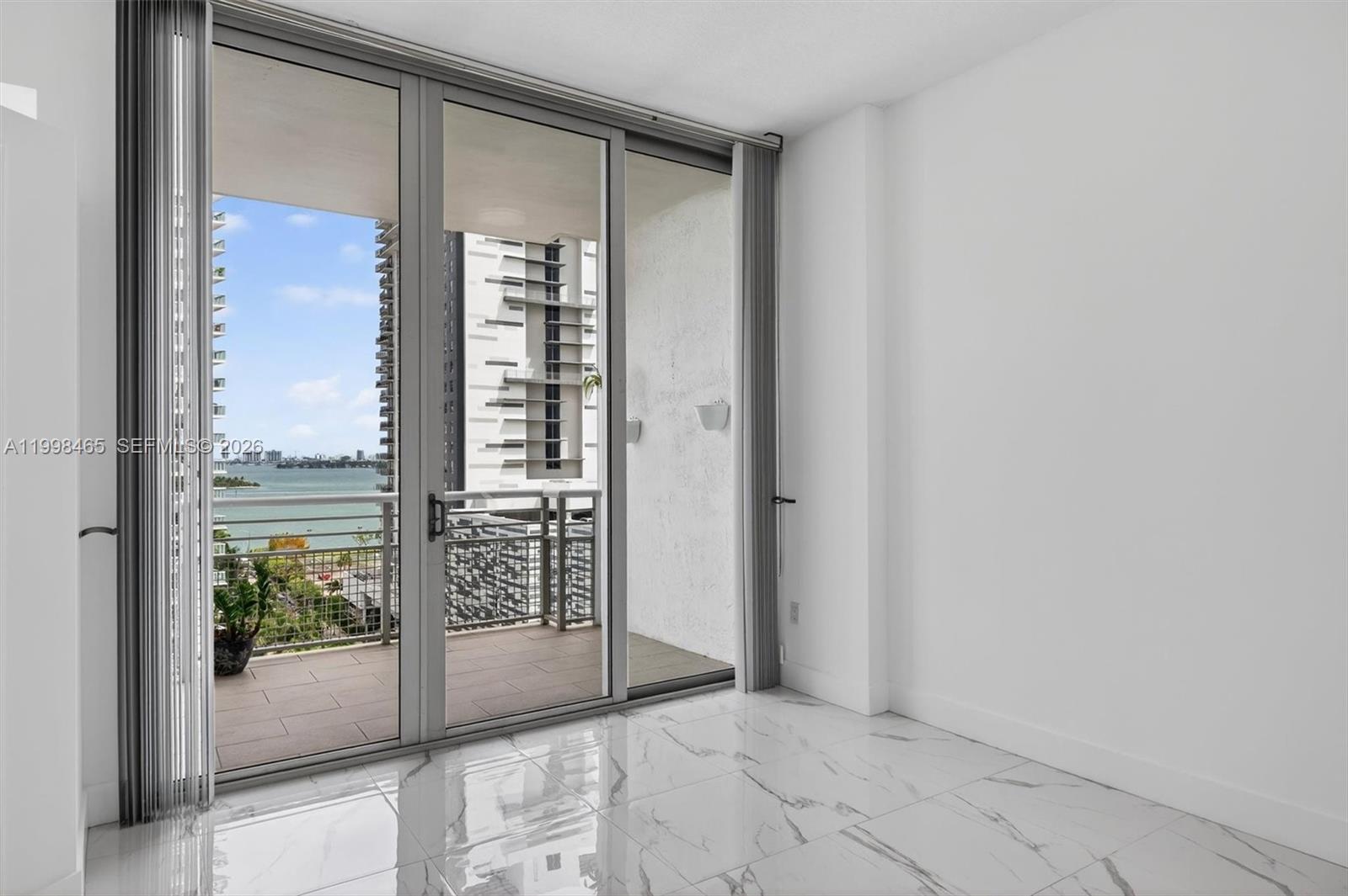 2200 NE 4th Ave #1003 Miami, FL 33137