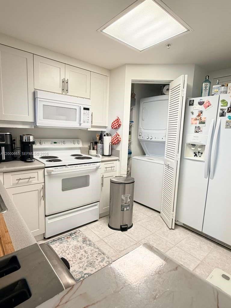 701 Brickell Key Blvd #1501 Miami, FL 33131