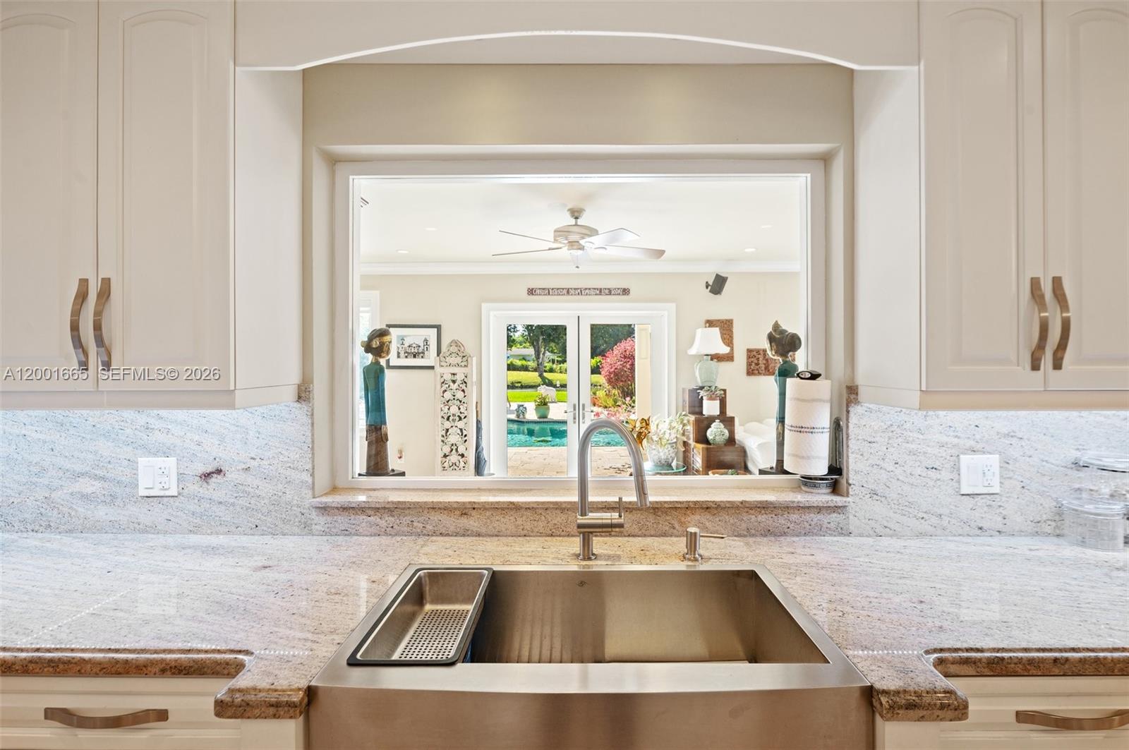 10740 SW 74th Ct Pinecrest, FL 33156