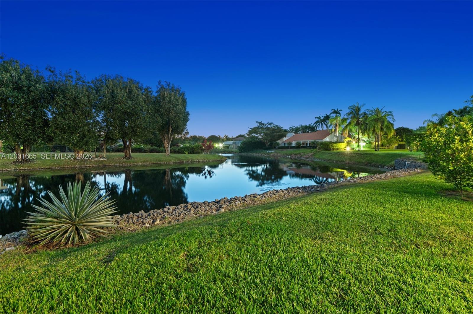 10740 SW 74th Ct Pinecrest, FL 33156