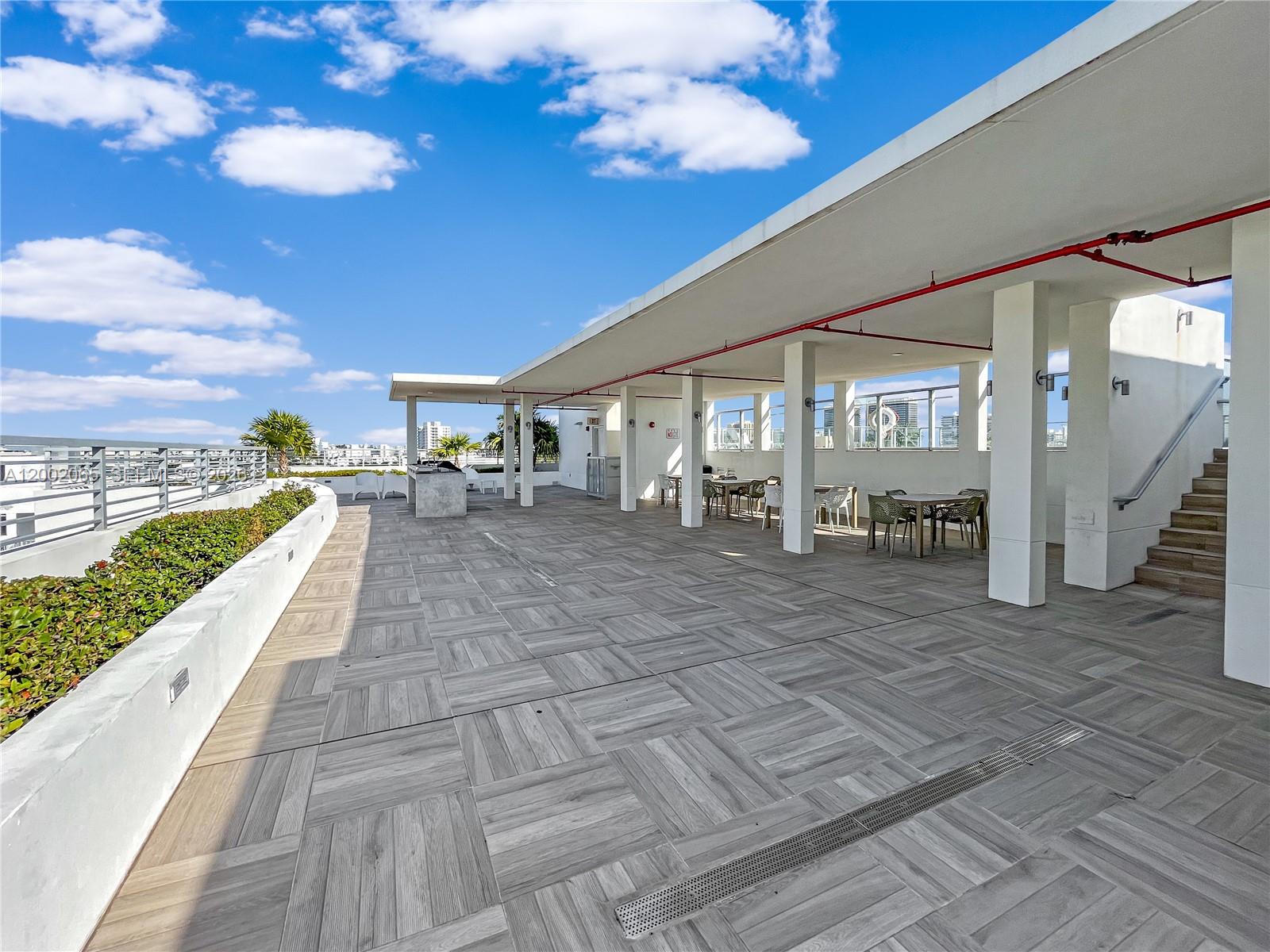 image Bay Harbor Club20