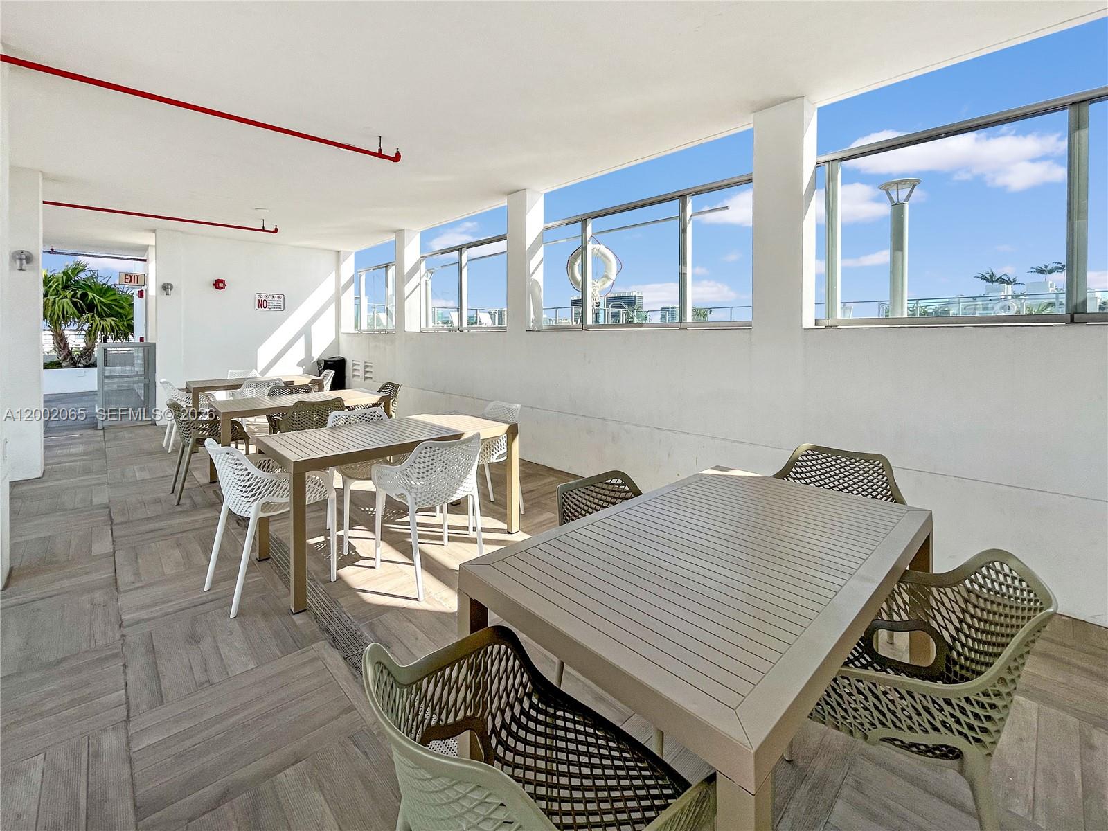 image Bay Harbor Club21