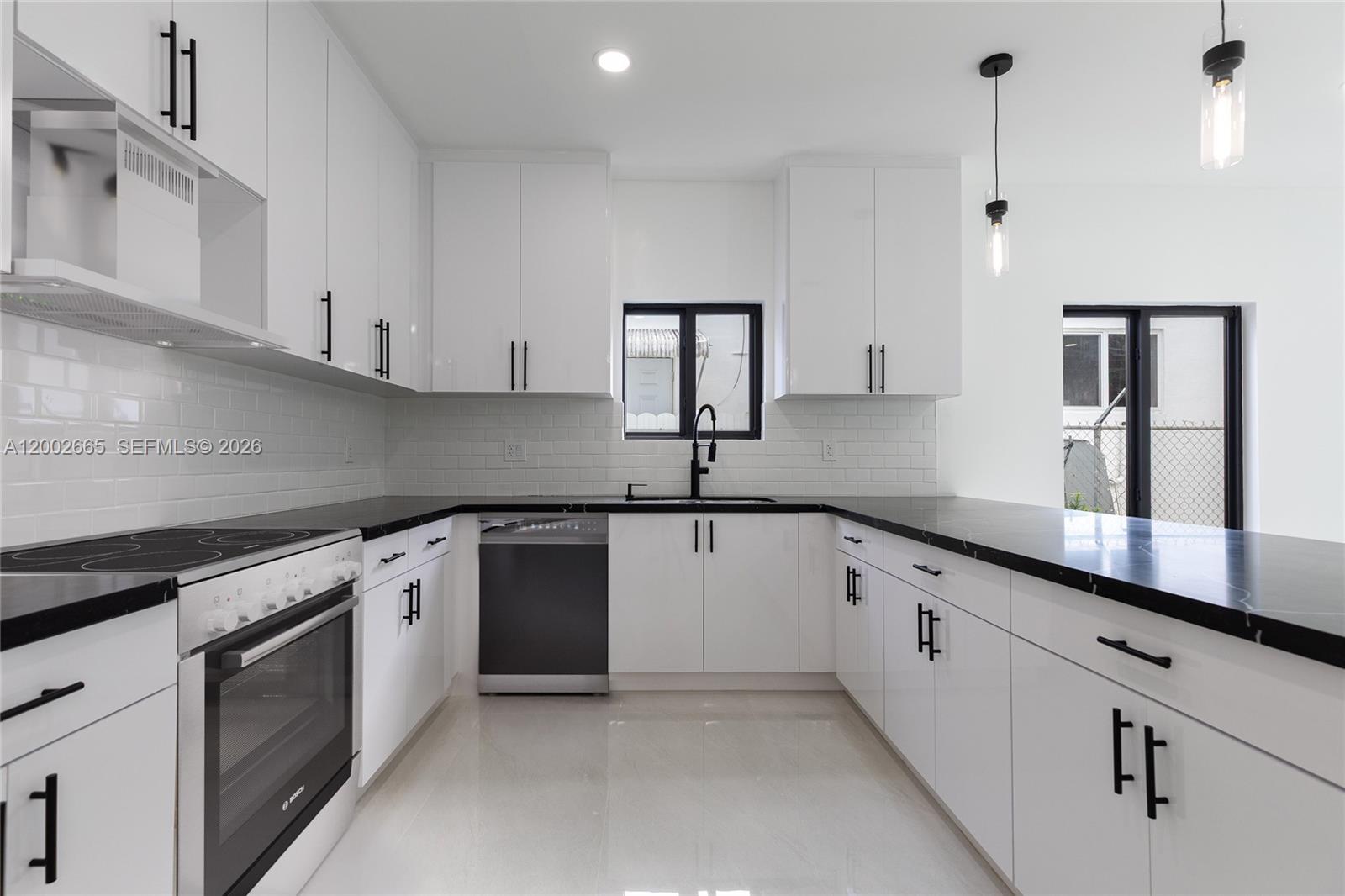 5550 SW 4th St Miami, FL 33134