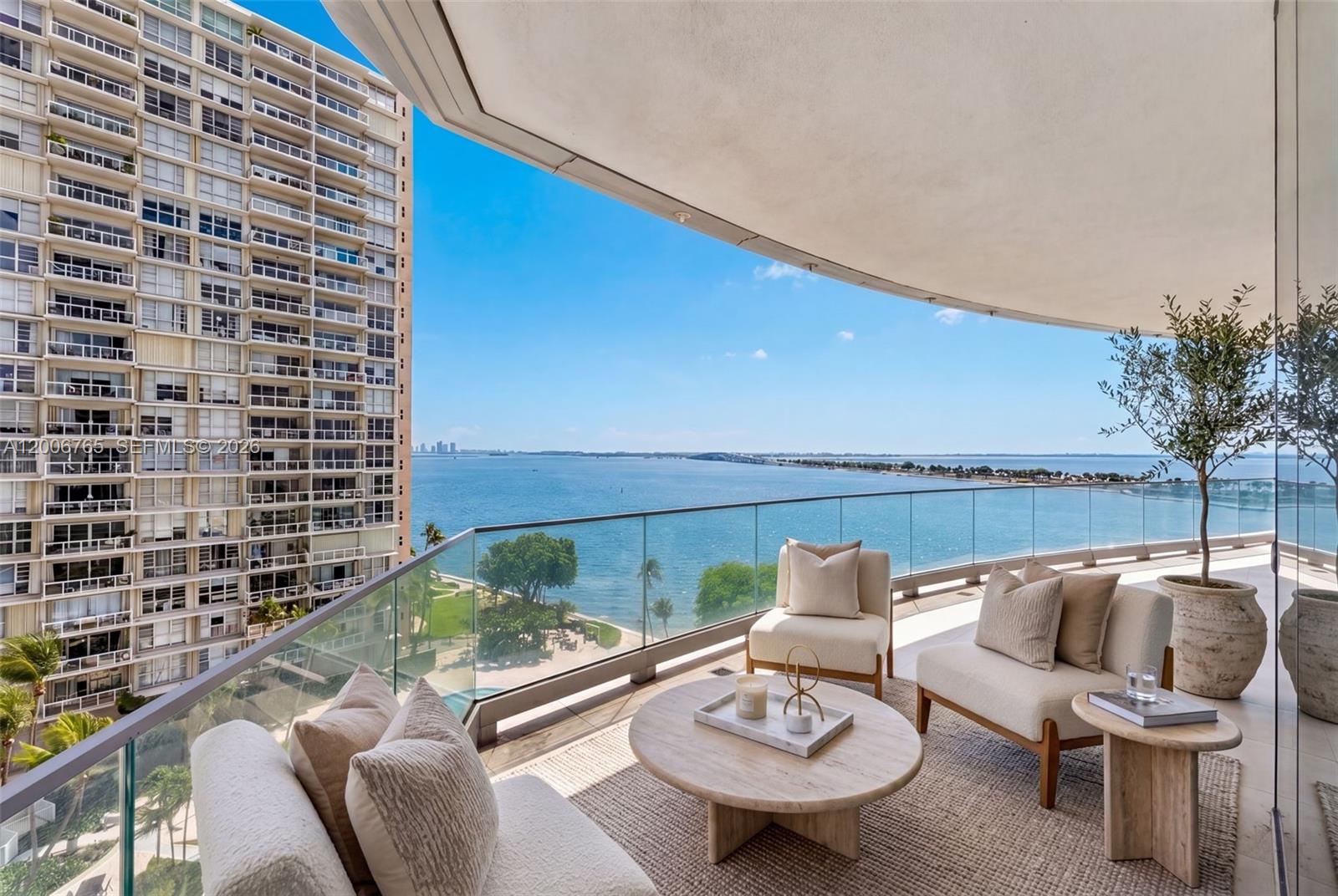 175 SE 25th Rd #604 Miami, FL 33129