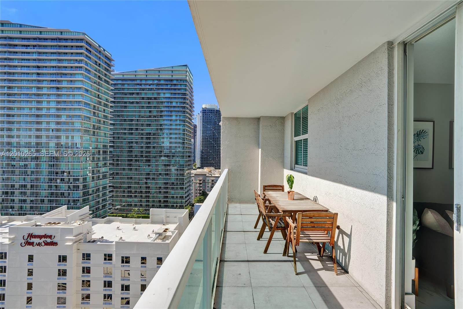 image Vue at Brickell24