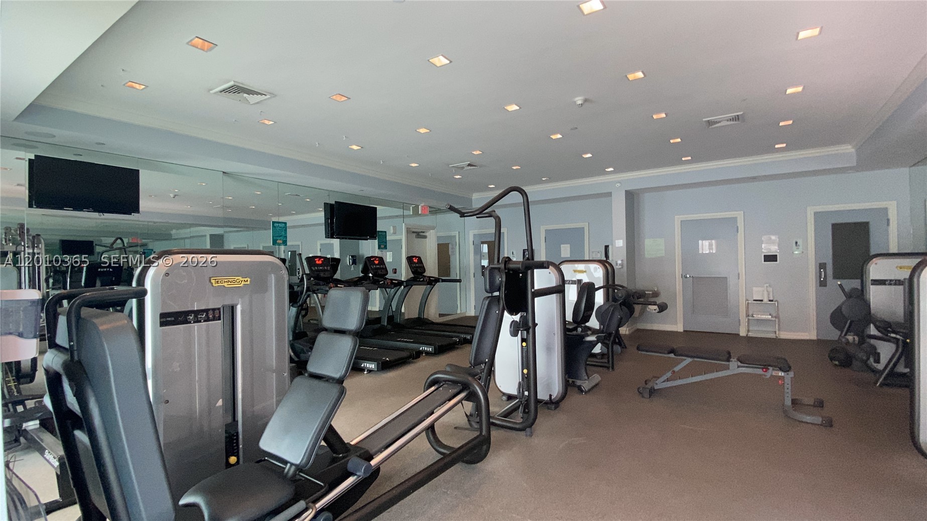 image St Tropez Sunny Isles19