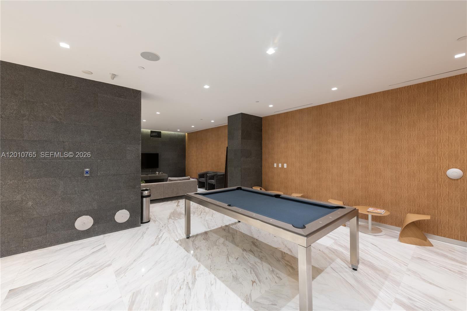 400 Sunny Isles Blvd #1518 Sunny Isles Beach, FL 33160