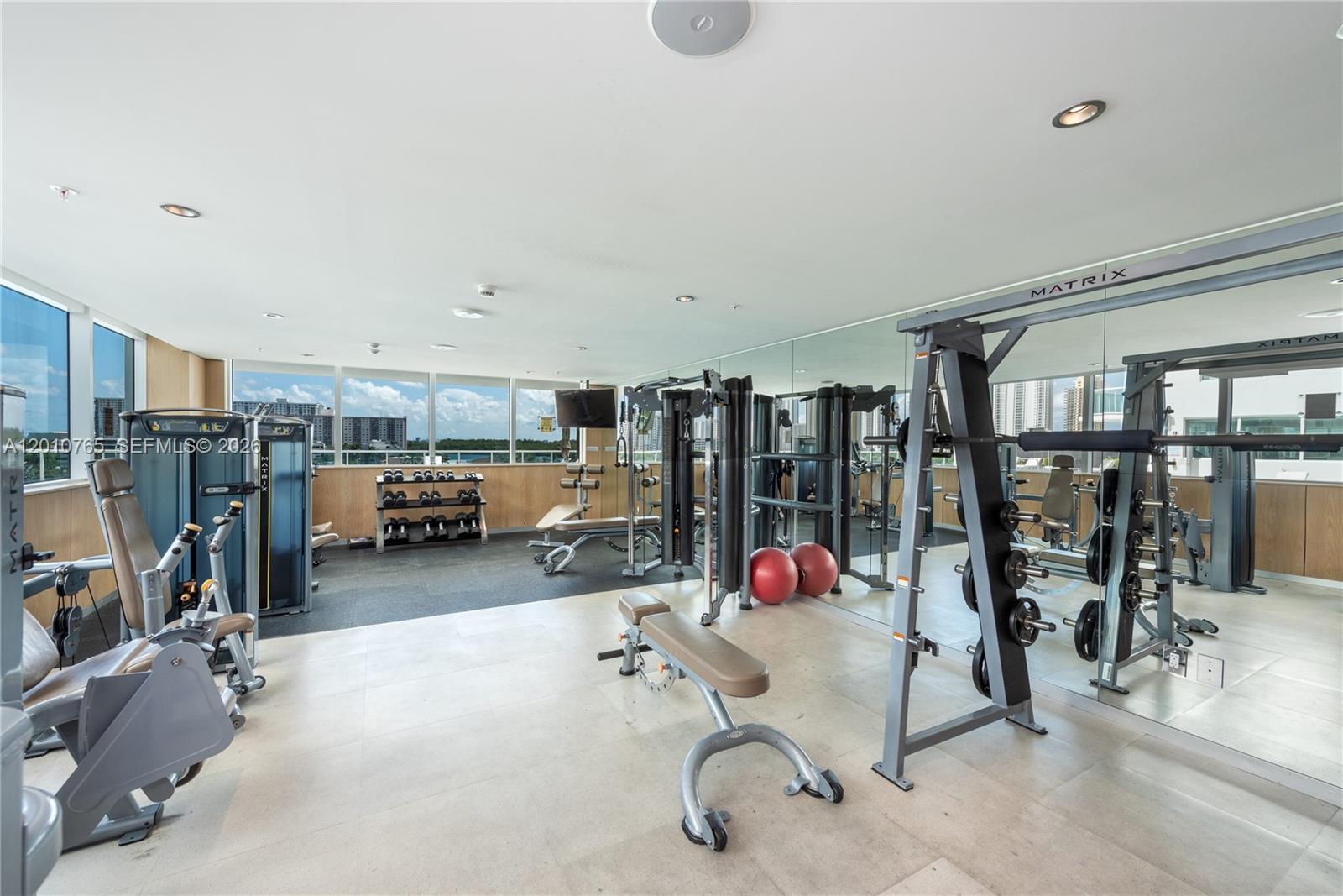 400 Sunny Isles Blvd #1518 Sunny Isles Beach, FL 33160