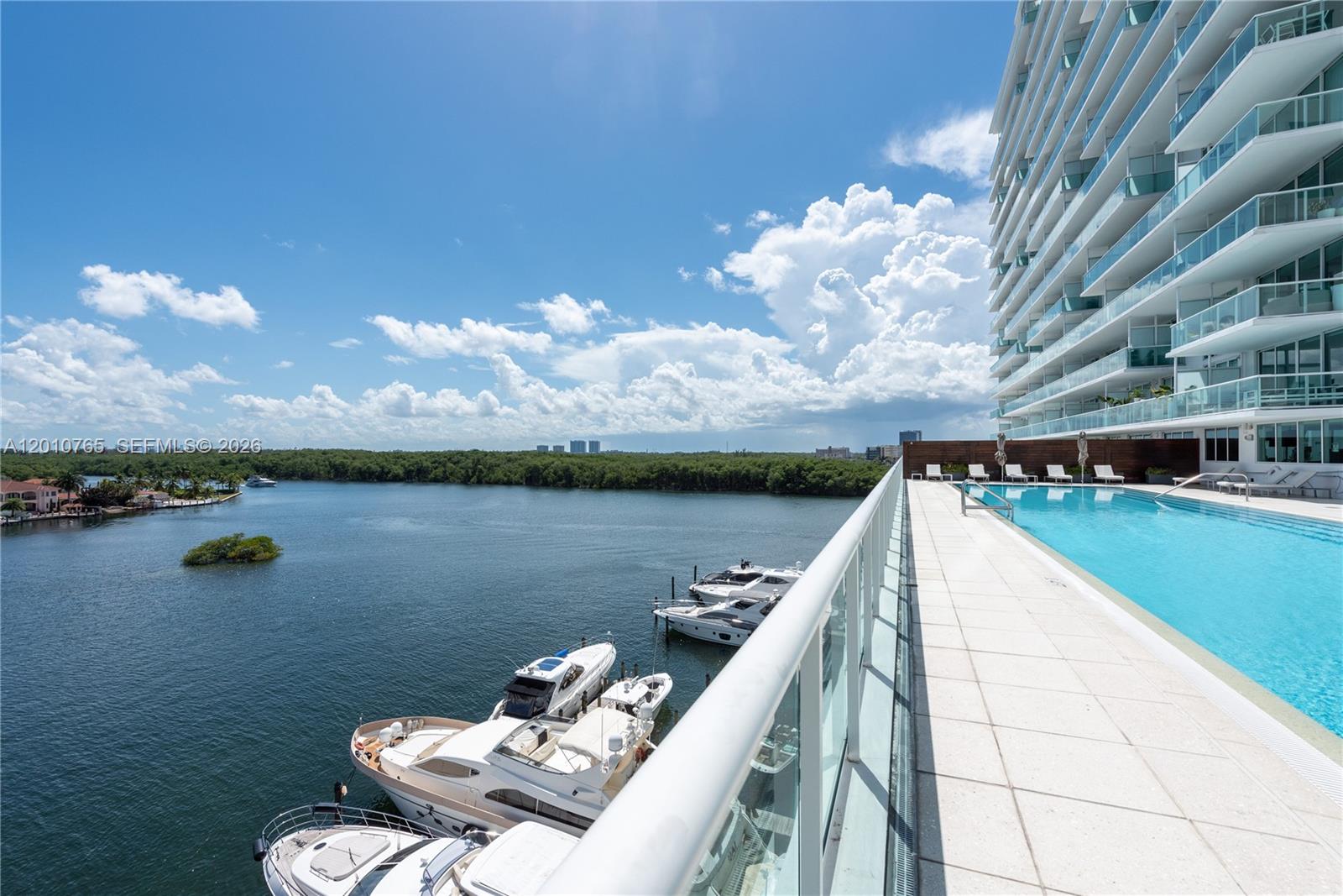 400 Sunny Isles Blvd #1518 Sunny Isles Beach, FL 33160