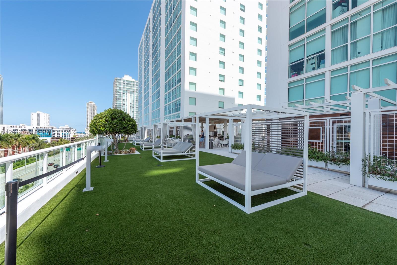 400 Sunny Isles Blvd #1518 Sunny Isles Beach, FL 33160