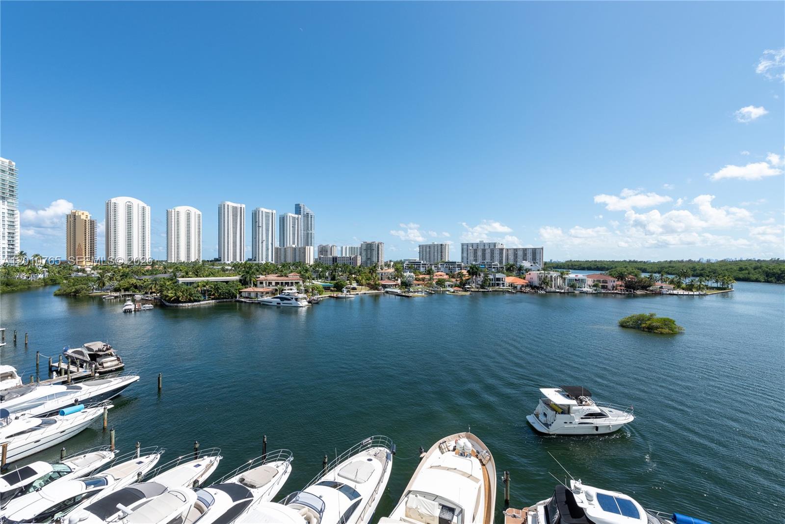 400 Sunny Isles Blvd #1518 Sunny Isles Beach, FL 33160