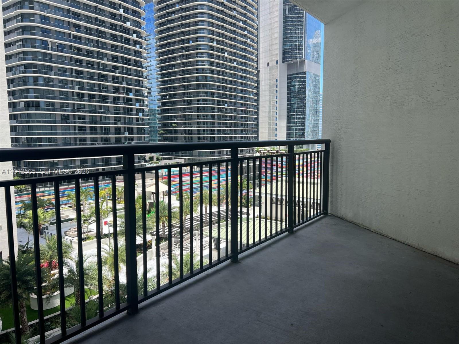image Nine at Mary Brickell Village6