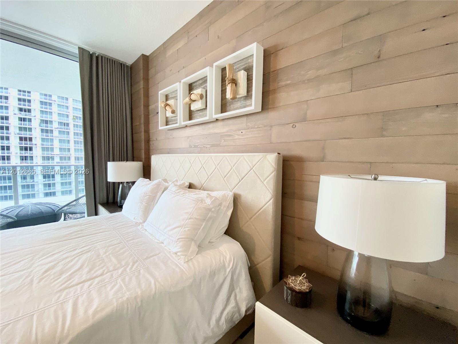 image Aria on the Bay14