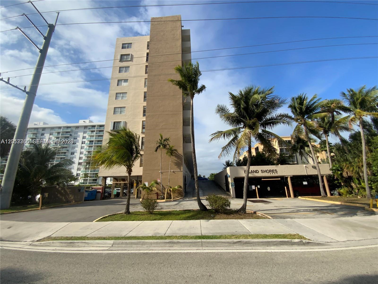2903 N Miami Bch Blvd #905