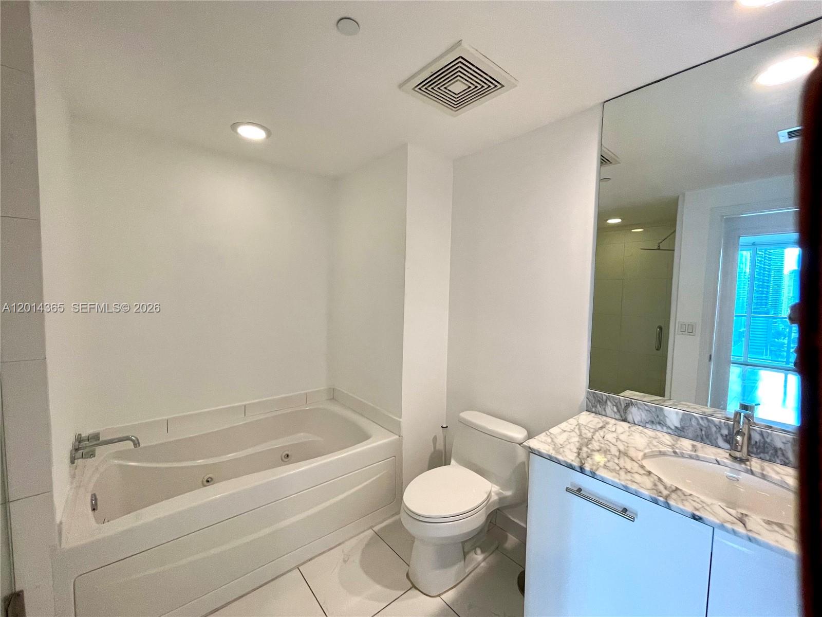 image 500 Brickell West13