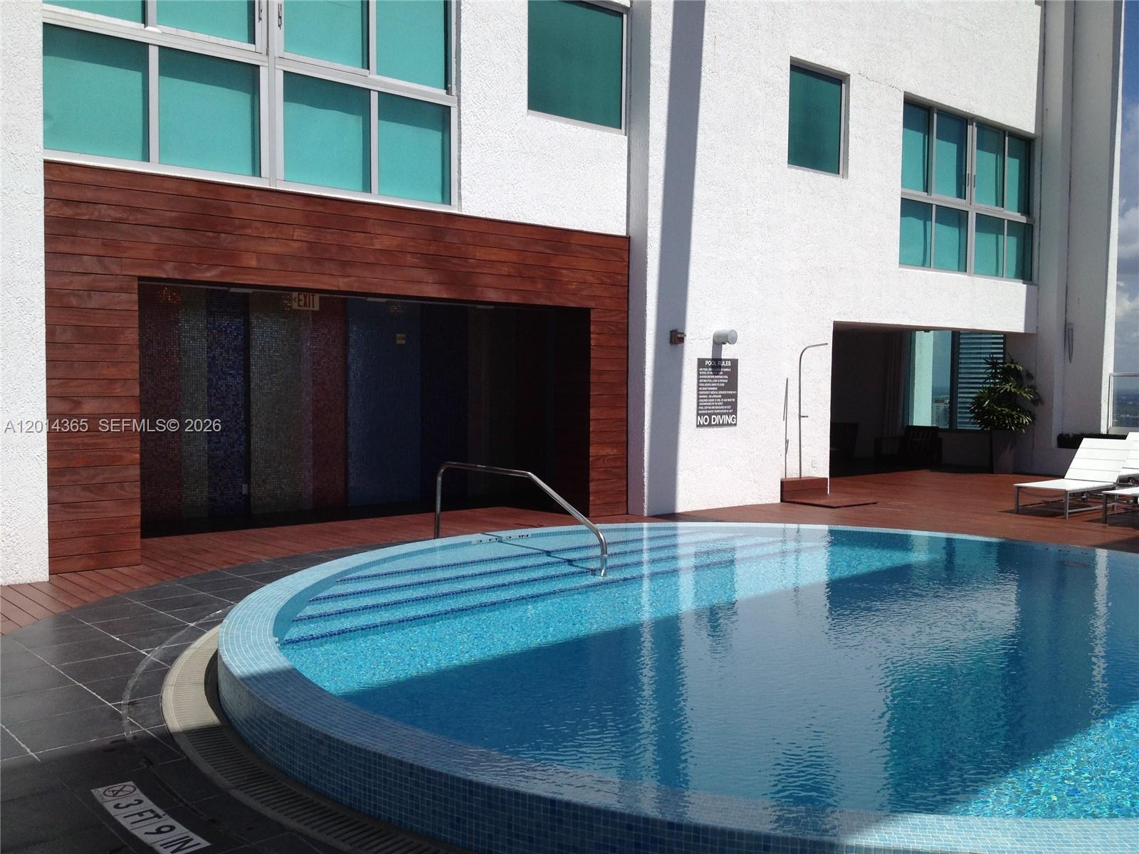 image 500 Brickell West6