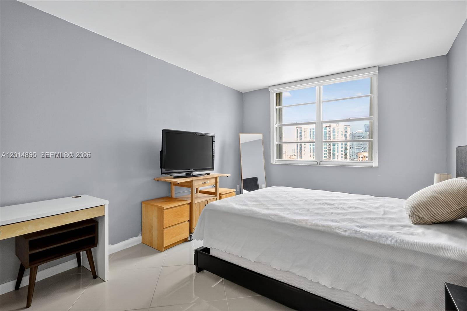 image Arlen House Condo10