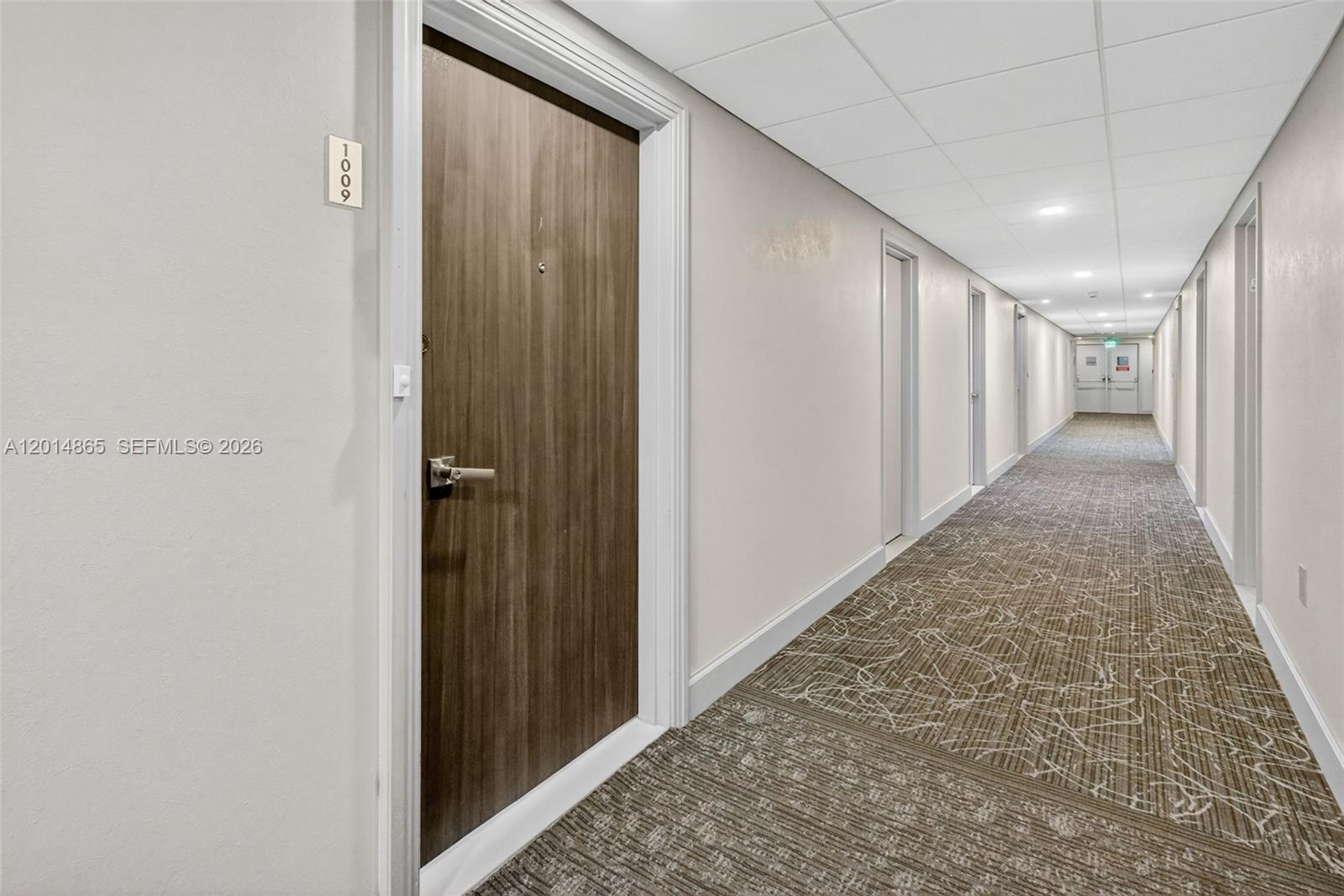 image Arlen House Condo17