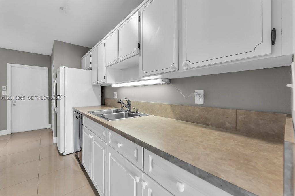 3100 NE 48th St #318 Fort Lauderdale, FL 33308