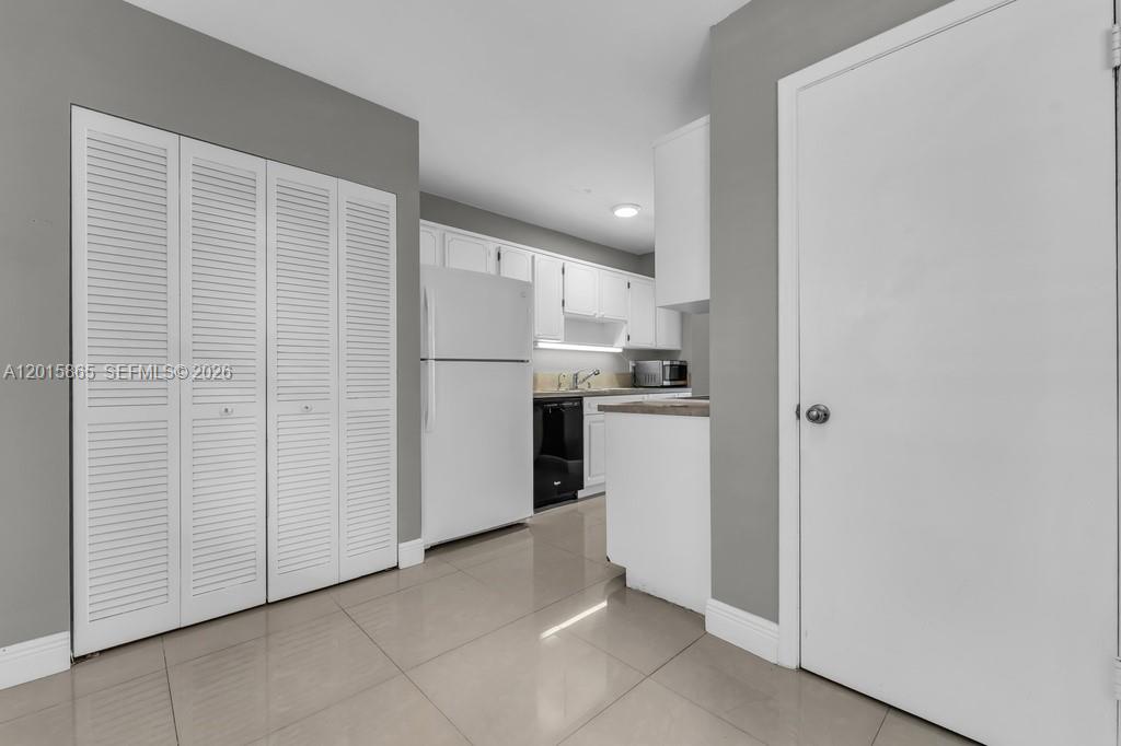 3100 NE 48th St #318 Fort Lauderdale, FL 33308