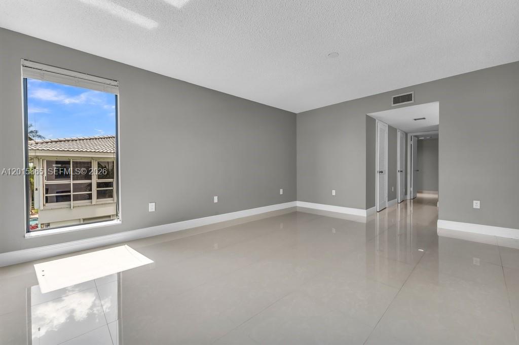 3100 NE 48th St #318 Fort Lauderdale, FL 33308