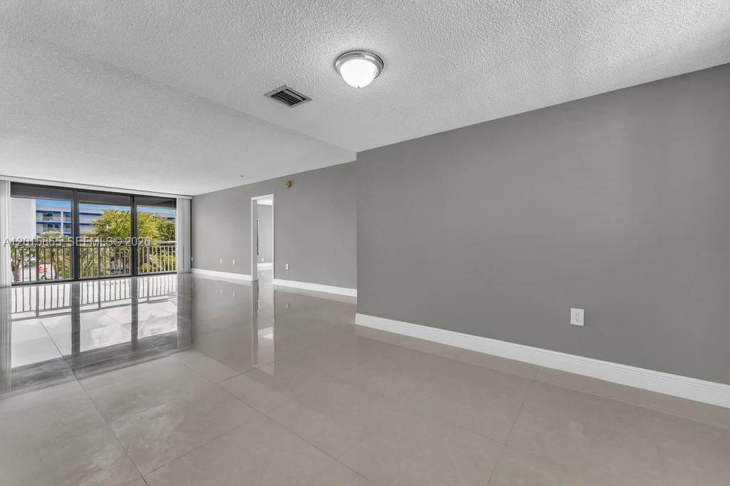 3100 NE 48th St #318 Fort Lauderdale, FL 33308
