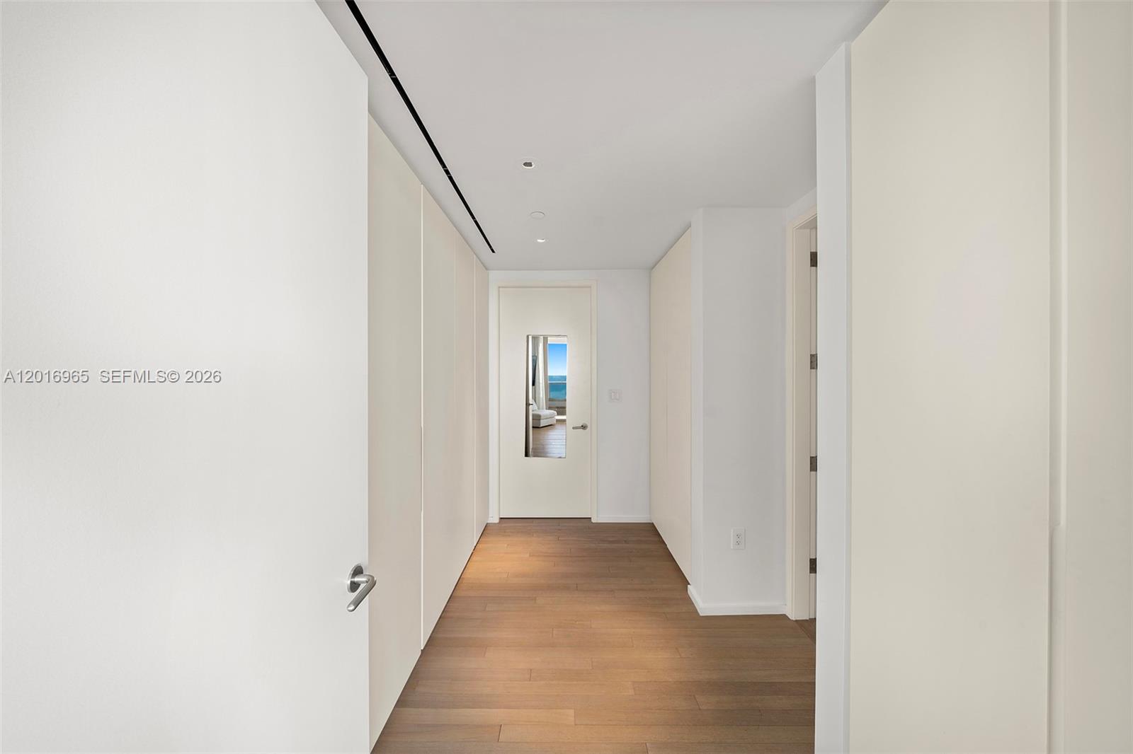 2901 Collins Ave #901 Miami Beach, FL 33140