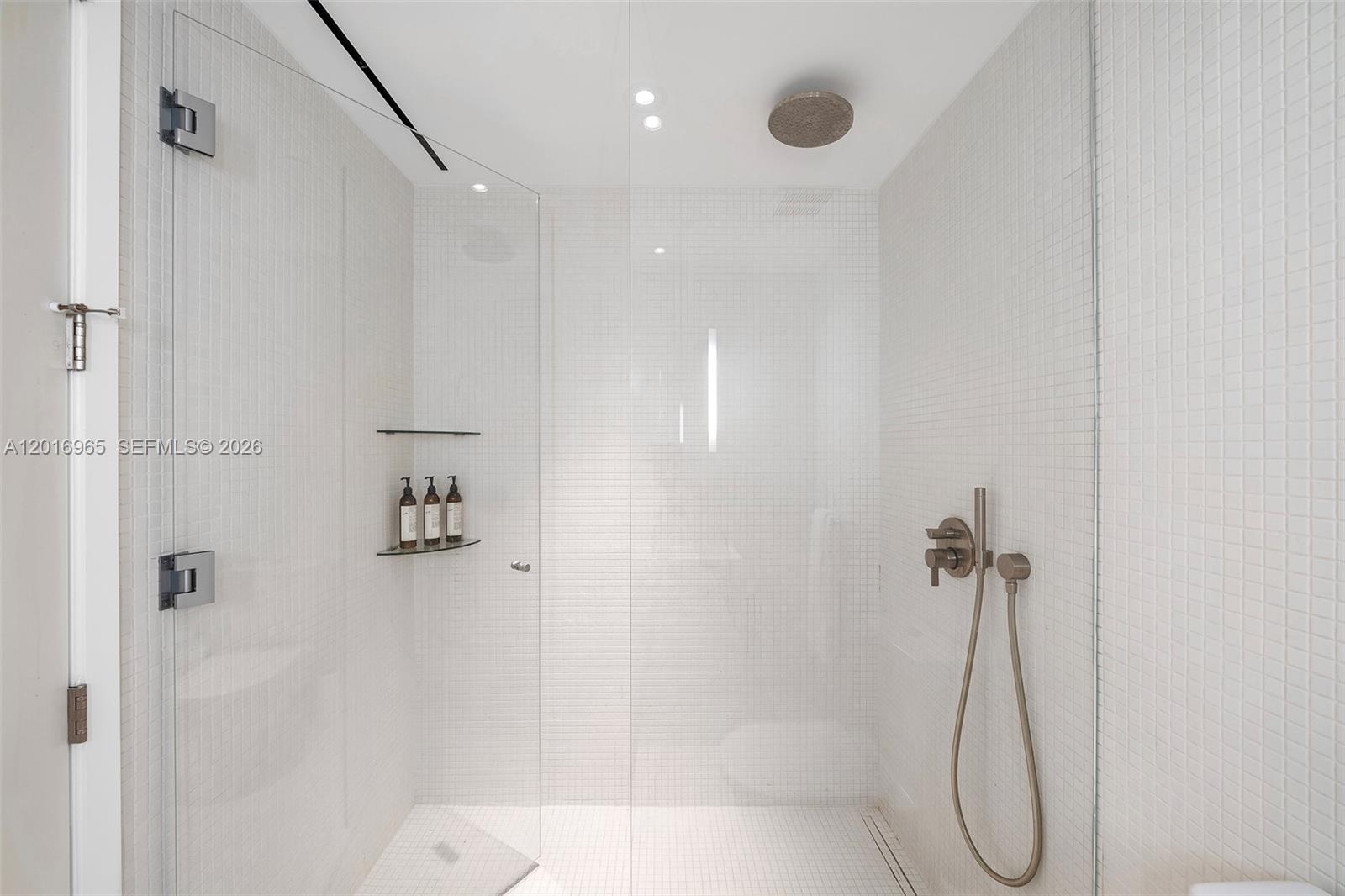 2901 Collins Ave #901 Miami Beach, FL 33140