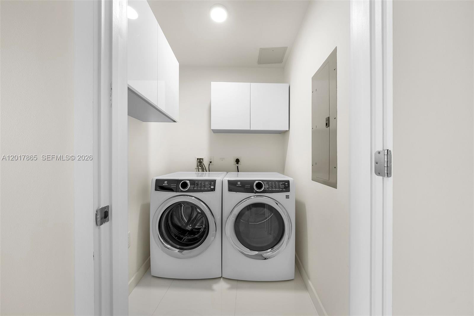 851 NE 1st Ave #3711 Miami, FL 33132