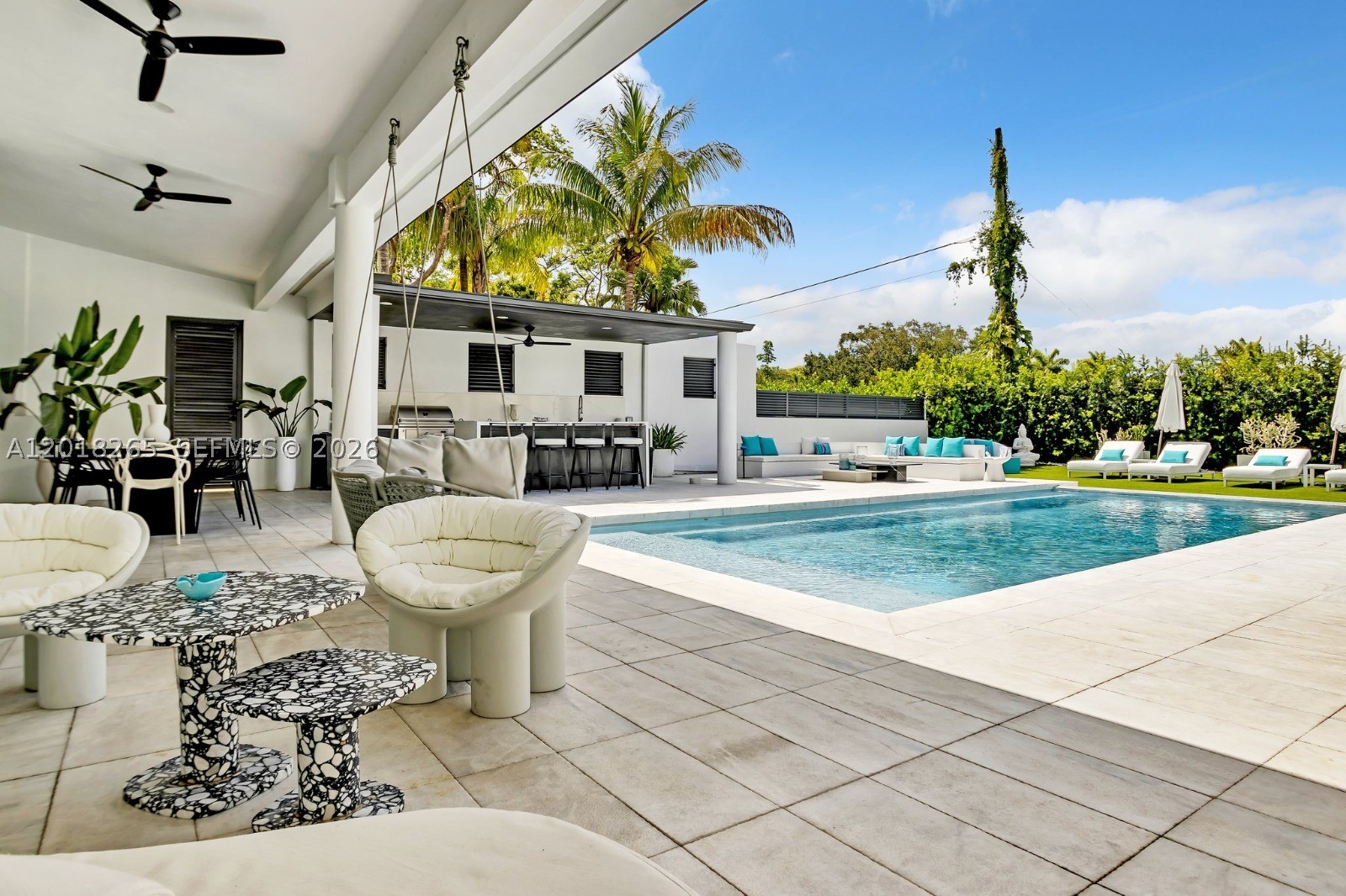 9715 SW 89th Ct Miami, FL 33176