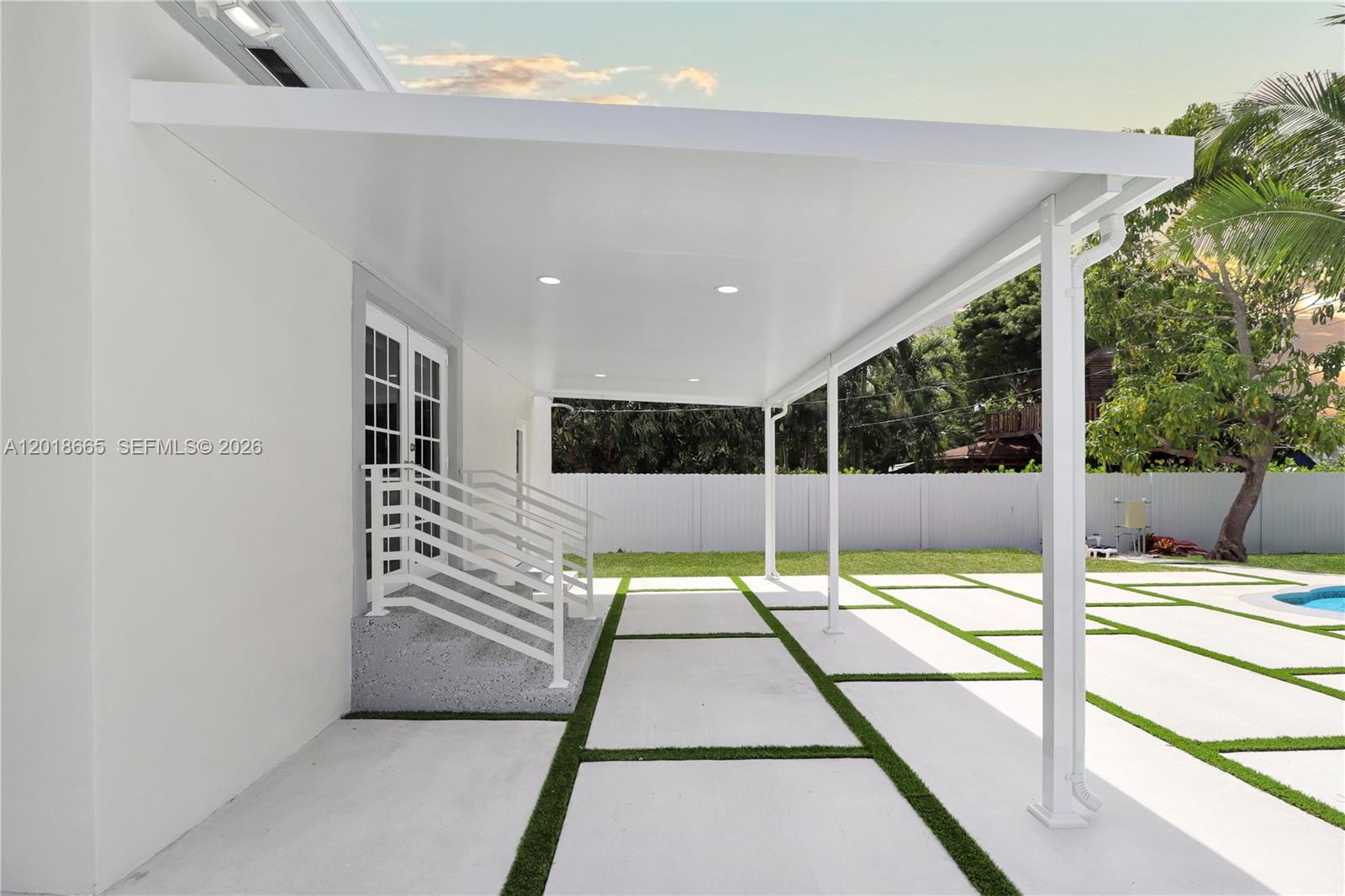 3111 SW 15th St Miami, FL 33145