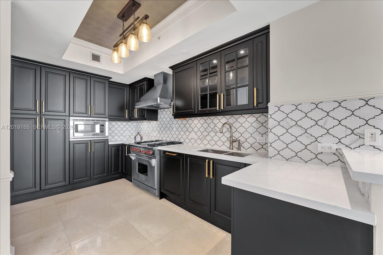 17875 Collins Ave #3002 Sunny Isles Beach, FL 33160