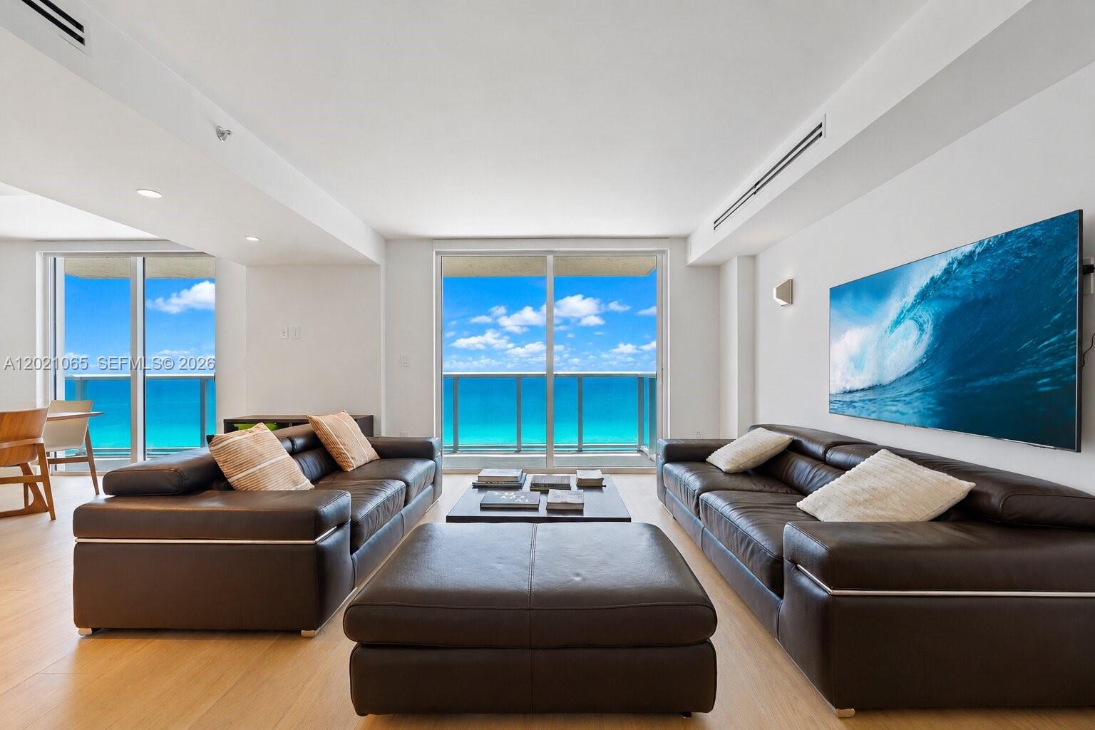 2457 Collins Ave #1703 Miami Beach, FL 33140