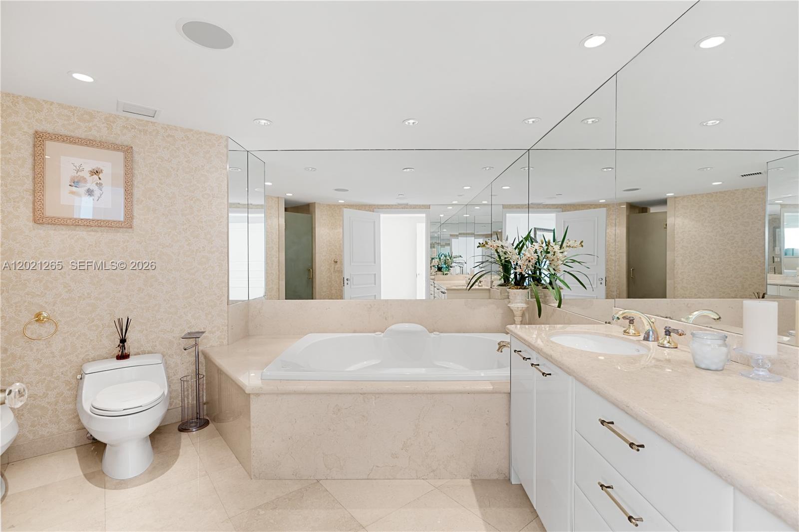 19955 NE 38th #2106 Aventura, FL 33180