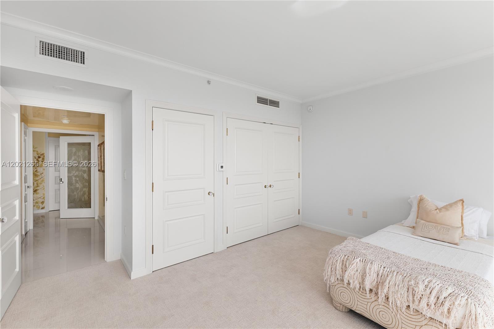 19955 NE 38th #2106 Aventura, FL 33180
