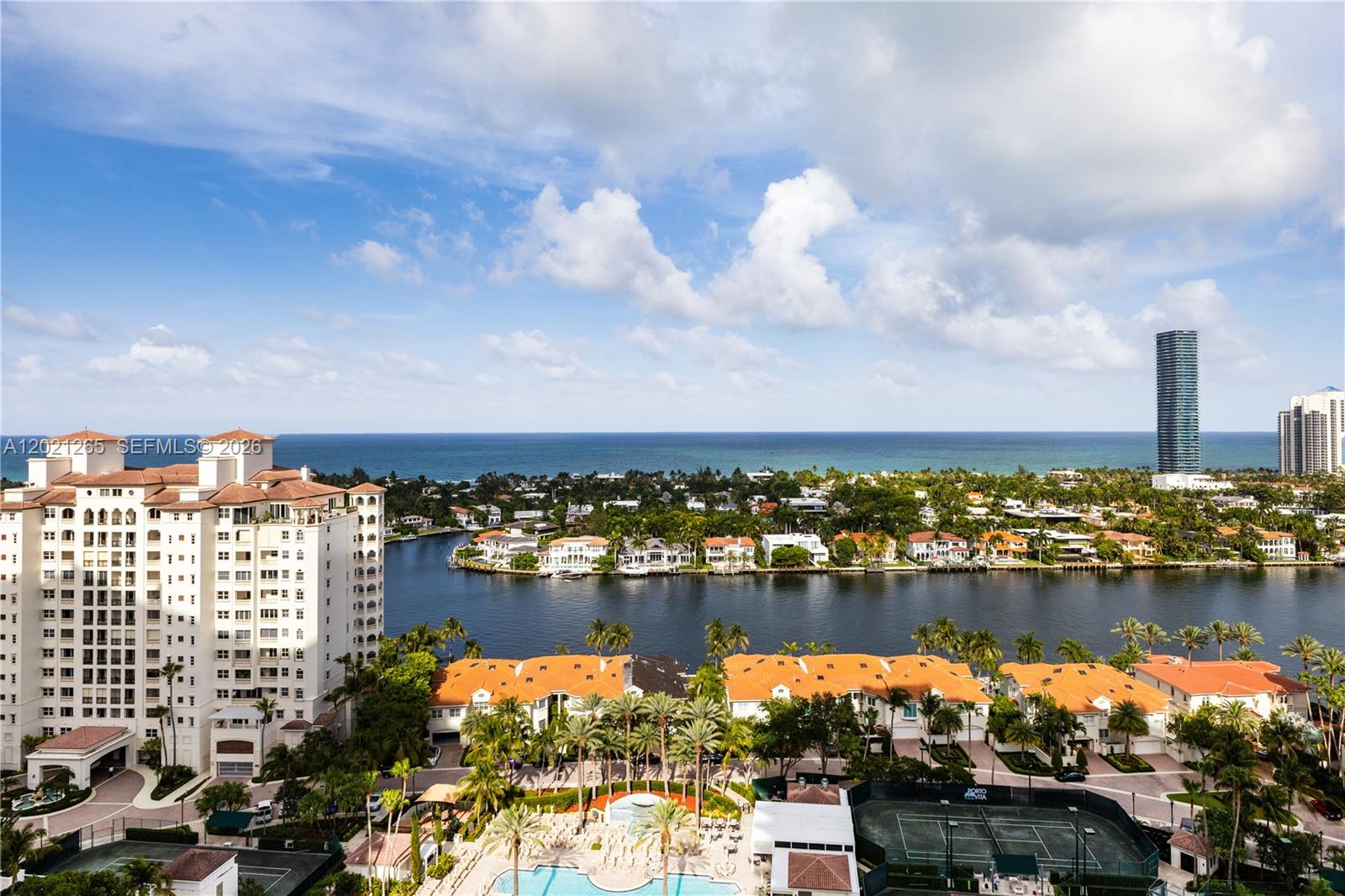 19955 NE 38th #2106 Aventura, FL 33180